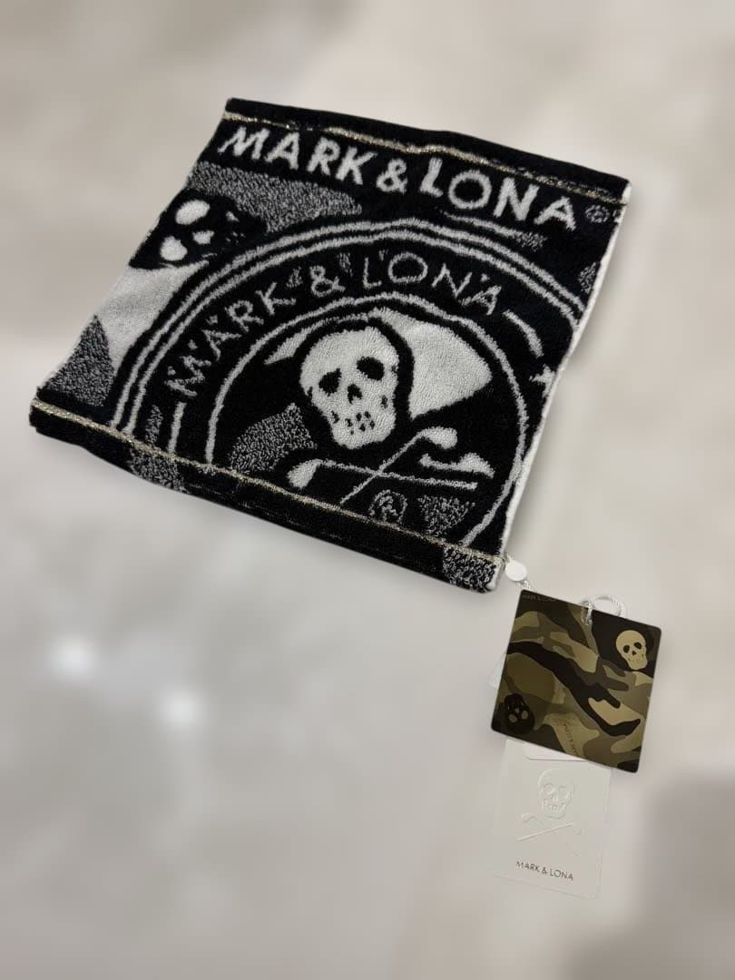 MARK & LONA グレーショートパンツ　マークアンドロナ厚手ハンカチセット