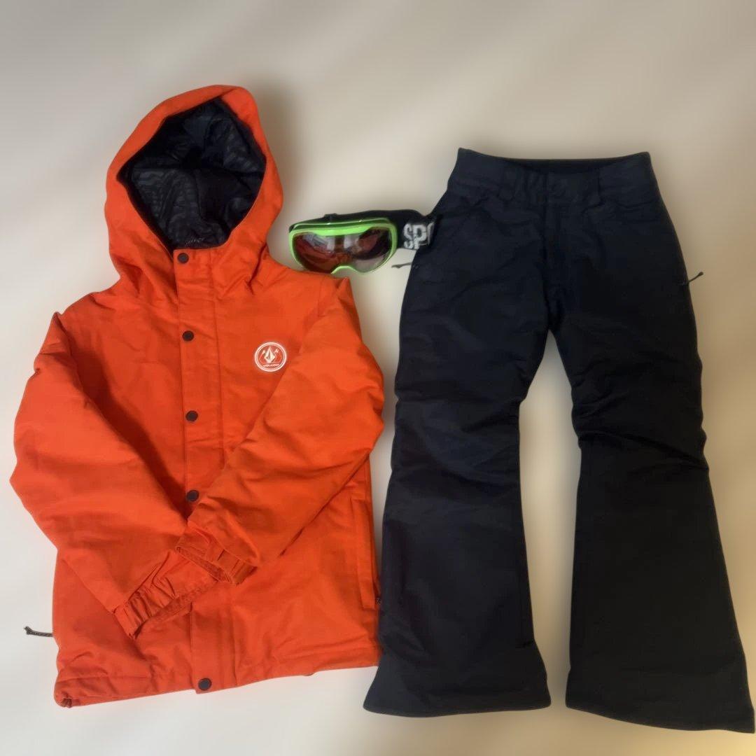 VOLCOM☆スノーウェア☆XS／6Y☆ゴーグル付き