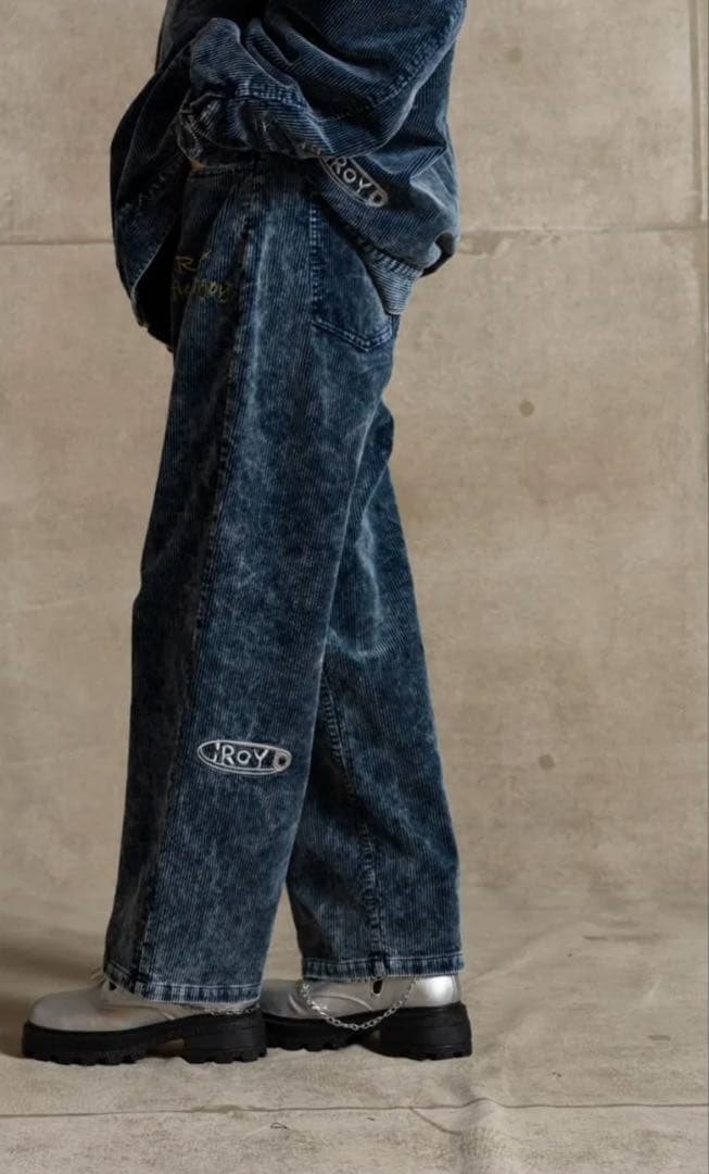 LiSA コーデュロイパンツ ネイビー ROY reflect overjoy