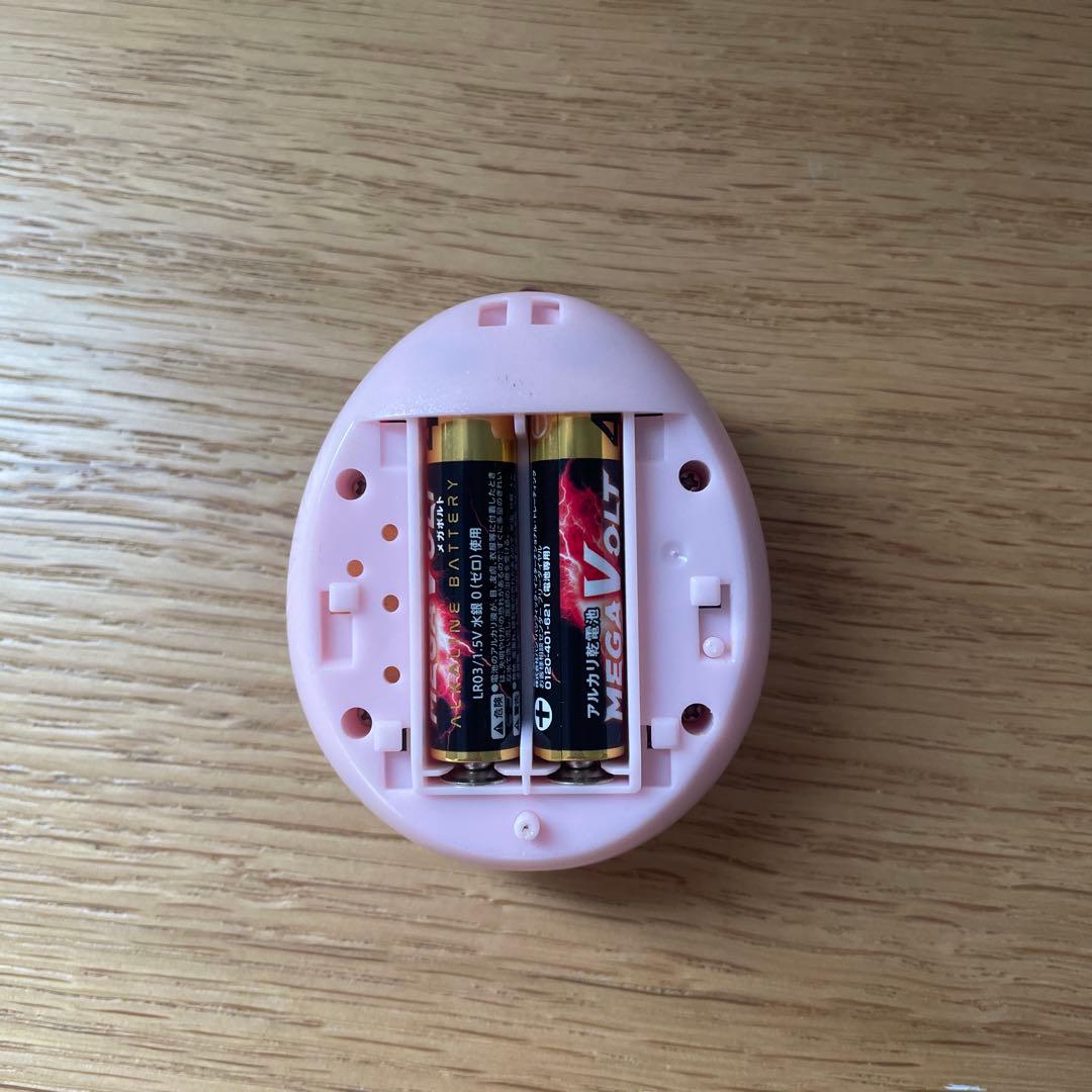 【動作確認済み】たまごっち ピース ピンク たまデコピアス付き