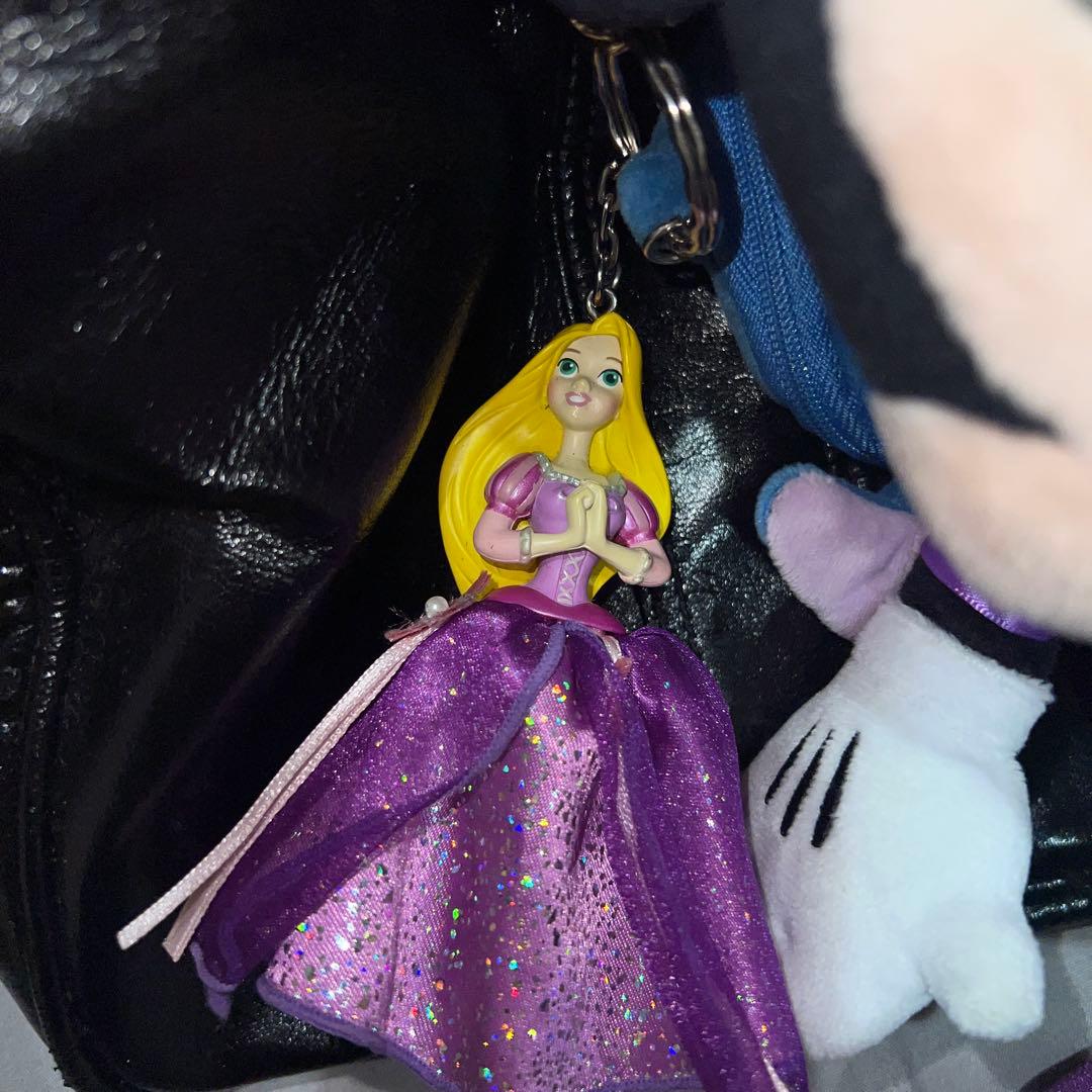 スクバ　キーホルダー　紫　ディズニー