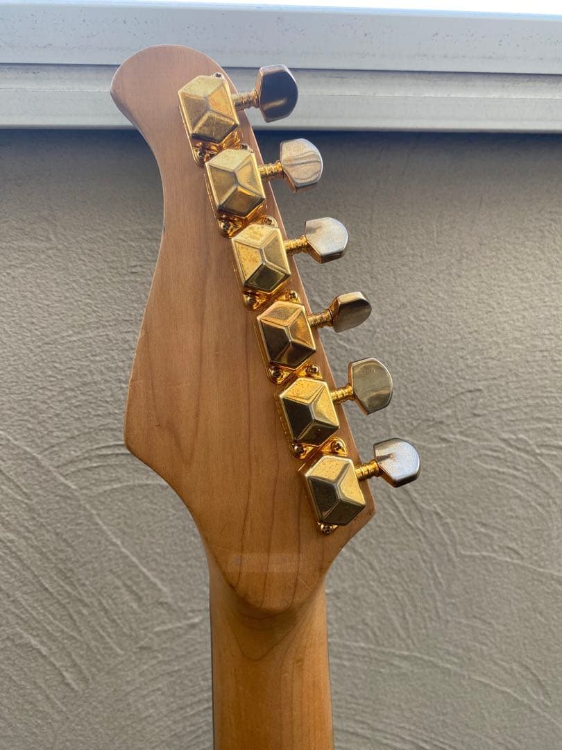 Anboy AN-25(アンボーイ/ストラトキャスター タイプ)