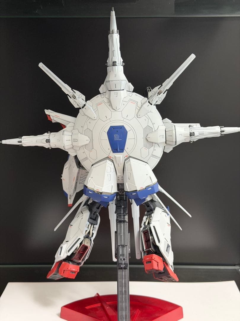 ＭＧ 1/100 プロヴィデンスガンダム 塗装済み完成品 ガンダムSEED