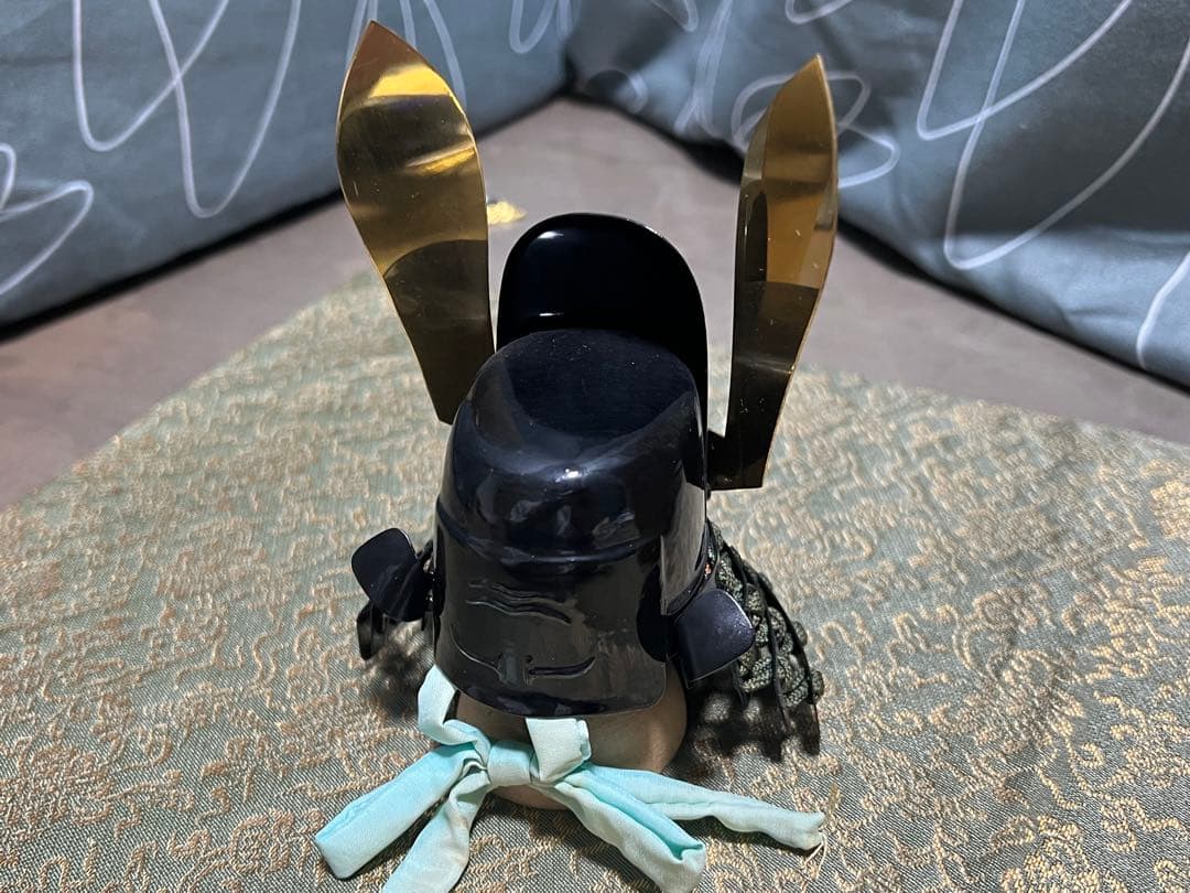 甲冑師 加藤一冑 唐冠の兜 鍾馗耳の脇立 脇坂安元 戦国武将 兜 置物