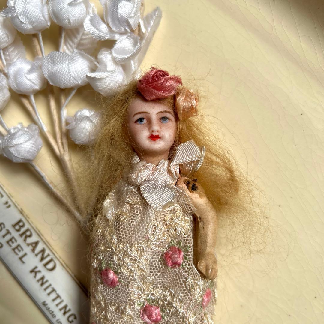 フランスアンティーク　ミニョネットとレース、布花　カルトナージュ box