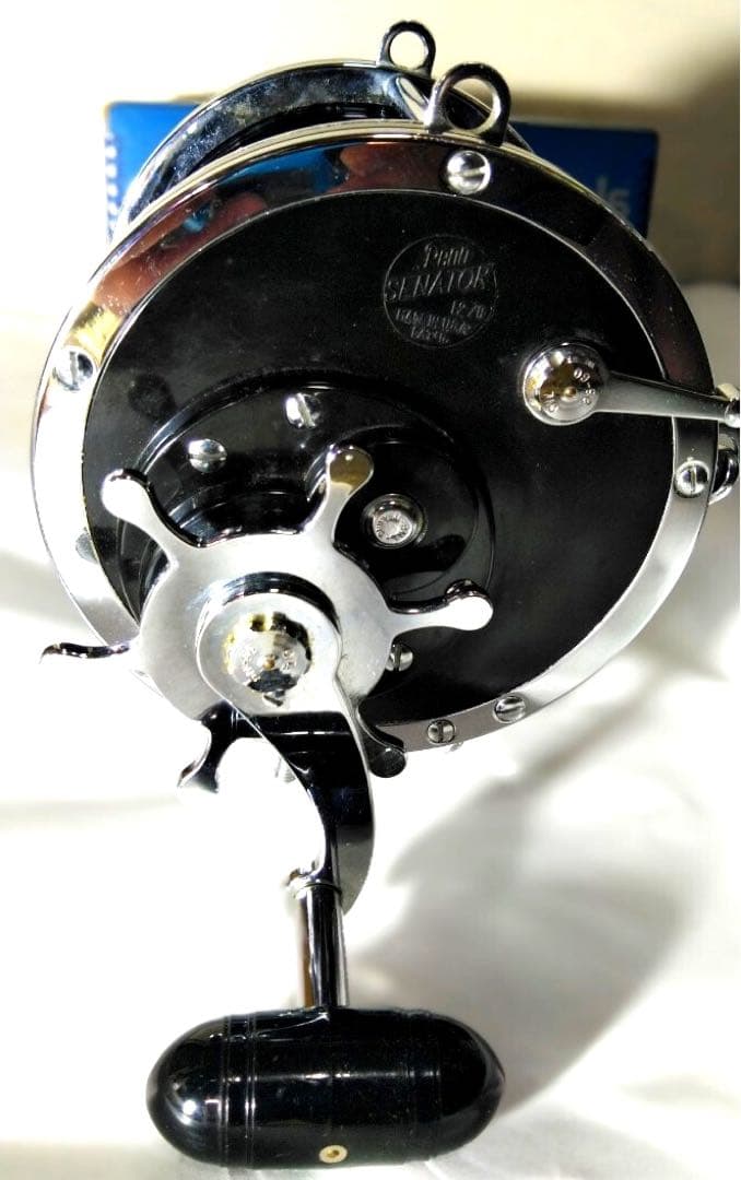 中古美品　トローリング　クエ　 ペンリール　 セネター12/0