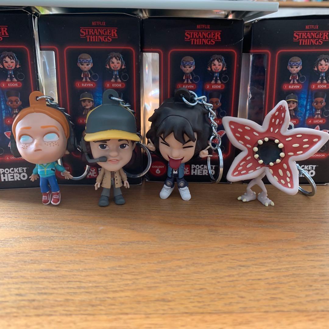 ストレンジャー・シングス フィギュアキーホルダー　セミコンプ