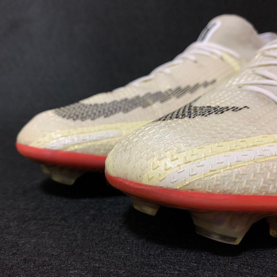 【極美品】NIKE ファントム GT2 エリート DF FG
