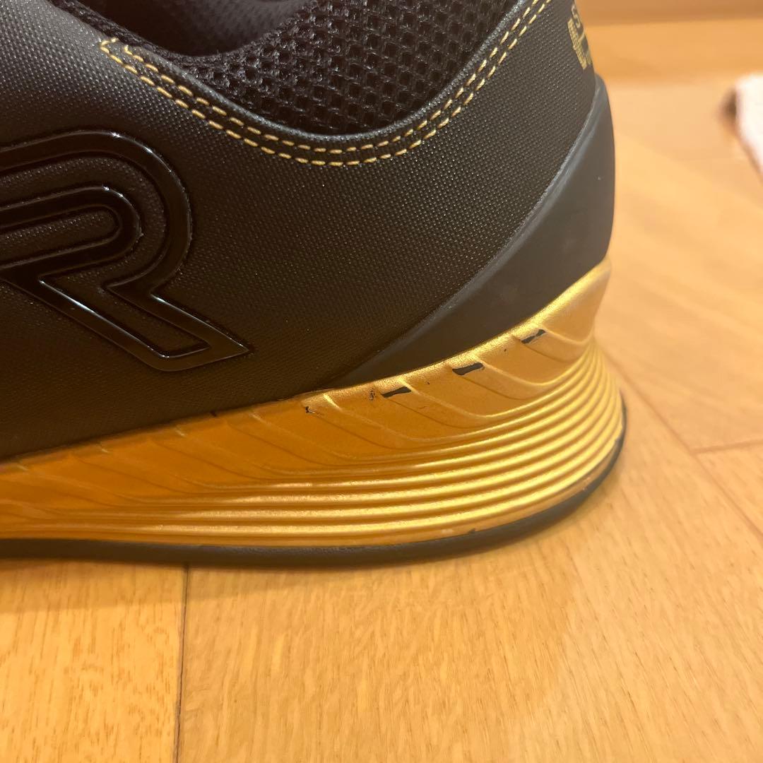 TYR トレーニングシューズ ブラック/ゴールド