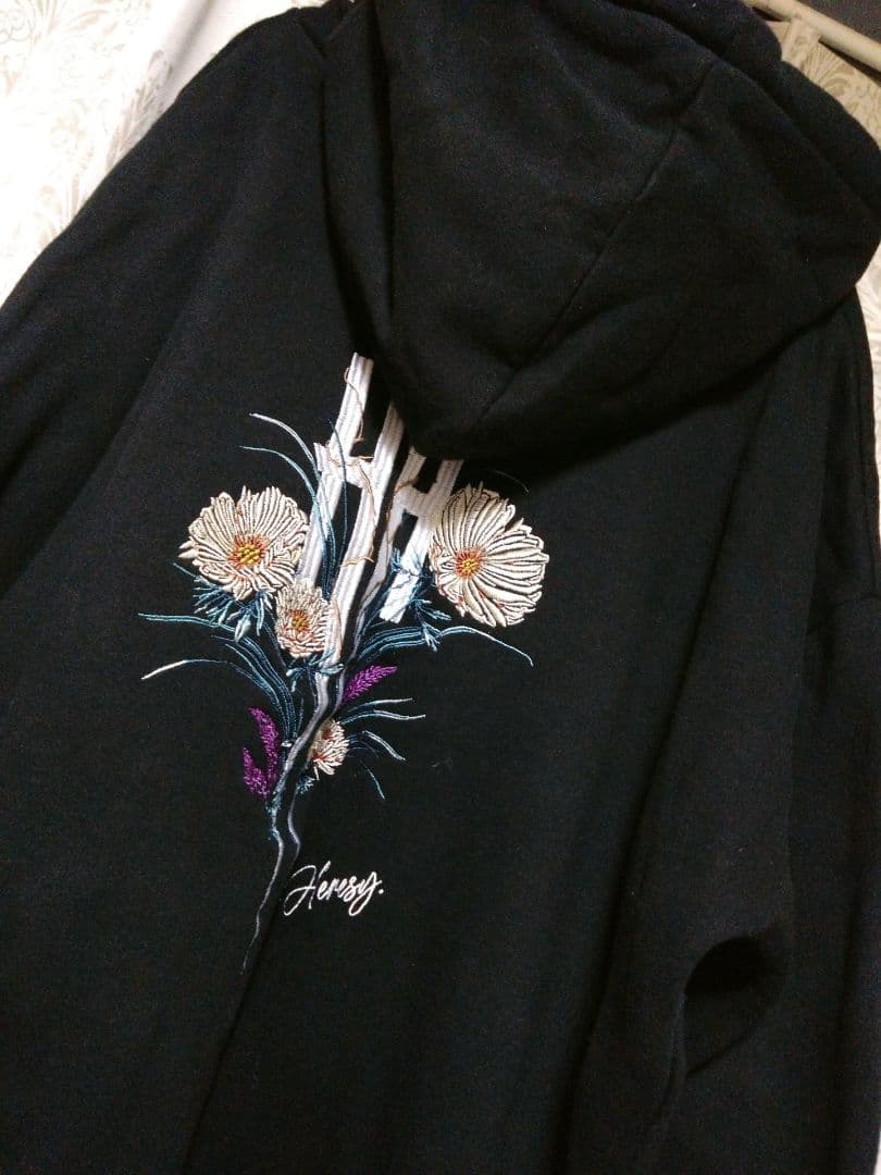 HERESY パーカー