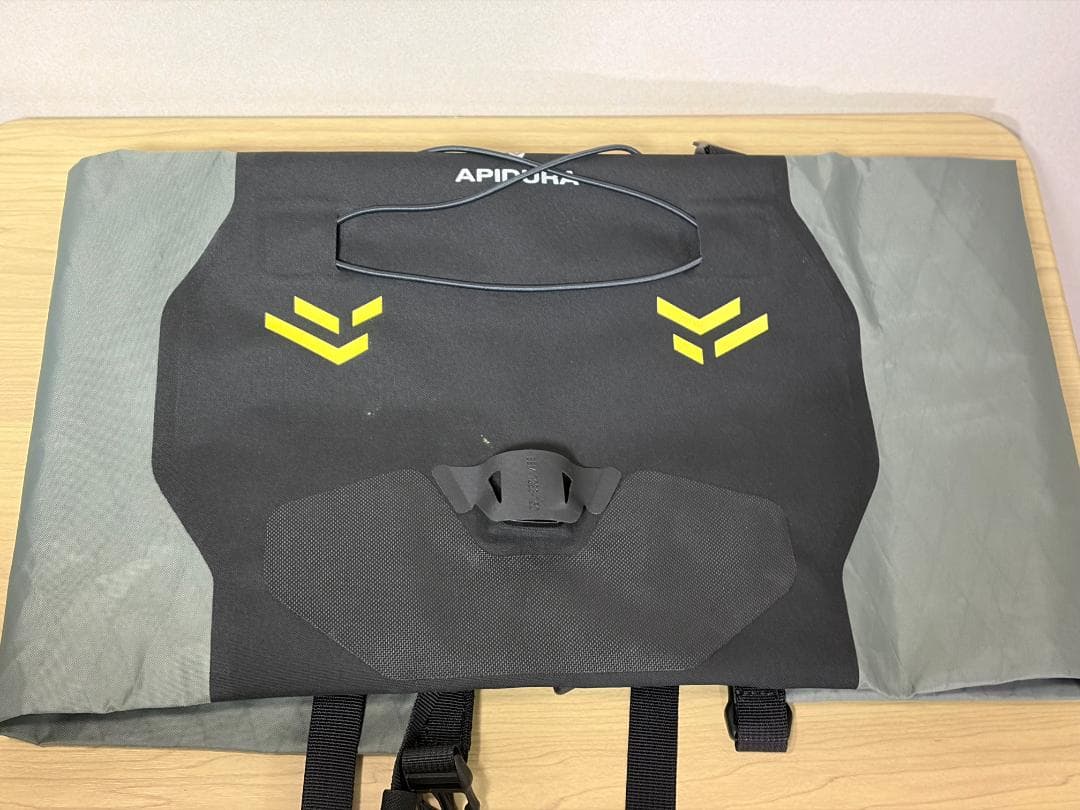 APIDURA バックカントリーハンドルバーパック 11L