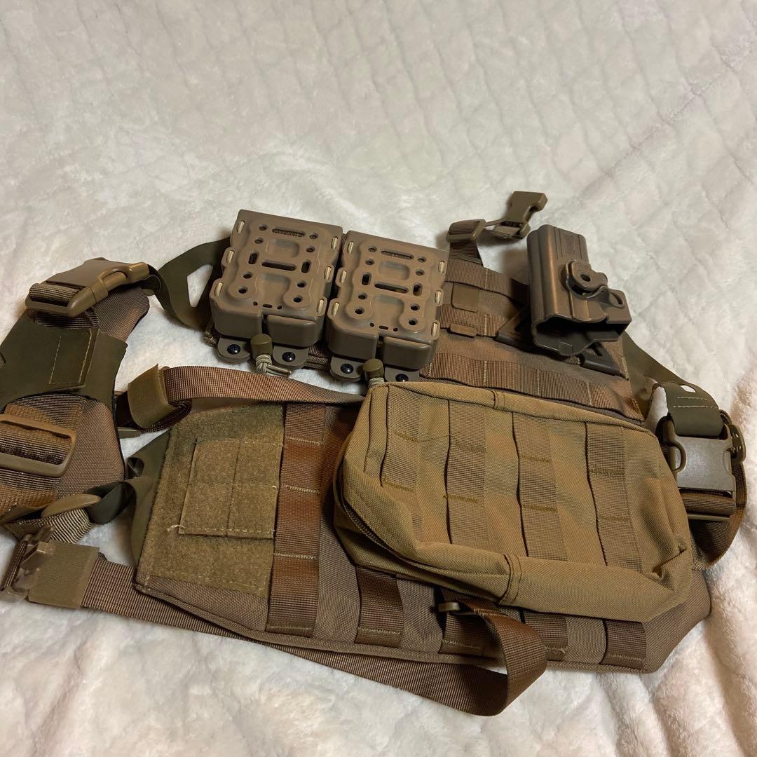 サバゲー　プレートキャリア　バンダリア　ポーチ　ホルダーセット　ミリタリー装備