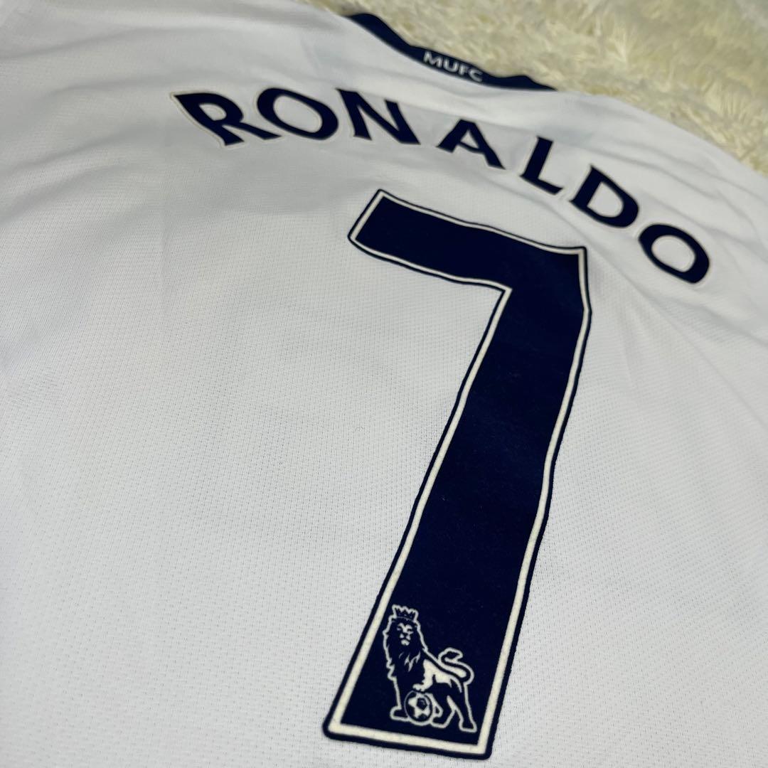 【美品】マンチェスターユナイテッド ユニフォーム 08/09 アウェイ クリロナ