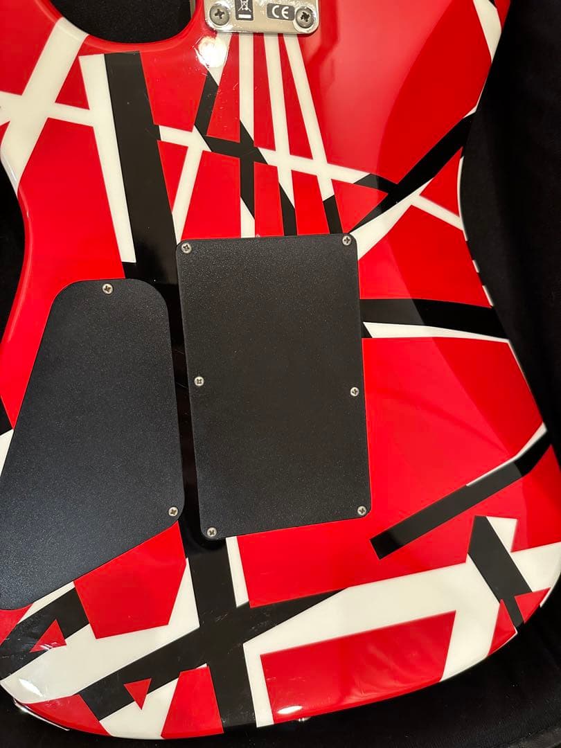 依頼者専用EVH Striped Red with Black Stripe