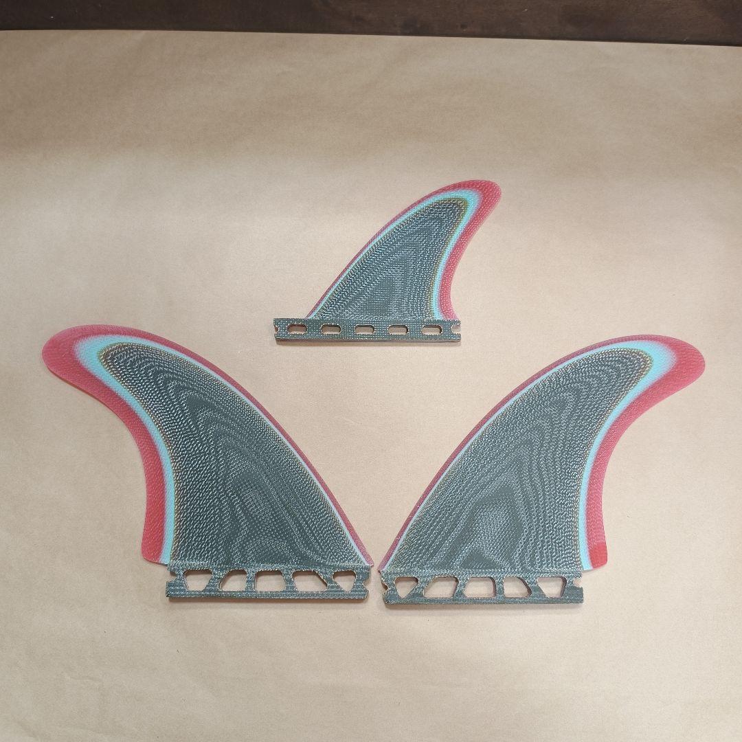 フューチャーフィン対応　ツインスタビ　ＶＯＬＡＮクロス系　フィン