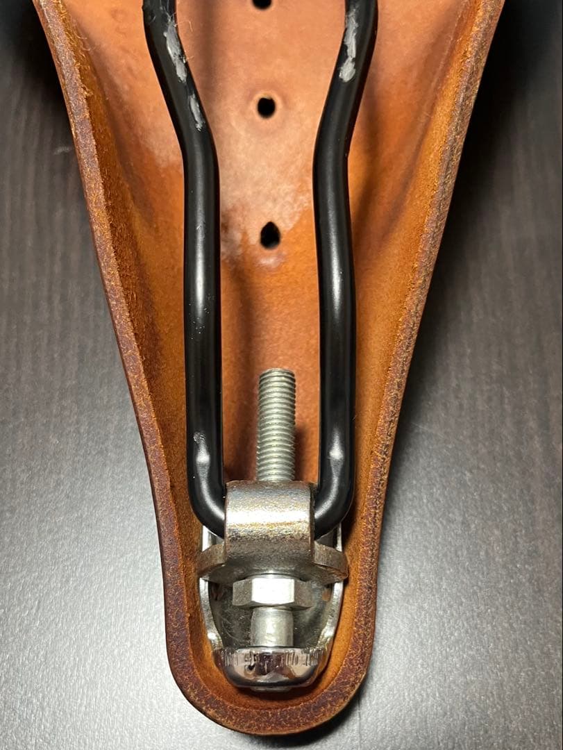 BROOKS B17 レザーサドル