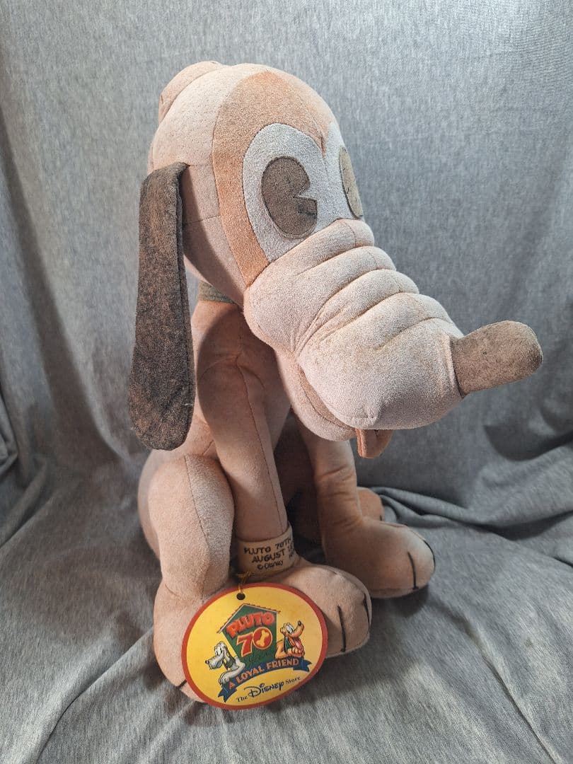 スペシャル ディズニー 限定 プルート 70周年 シリアルナンバー入り 希少