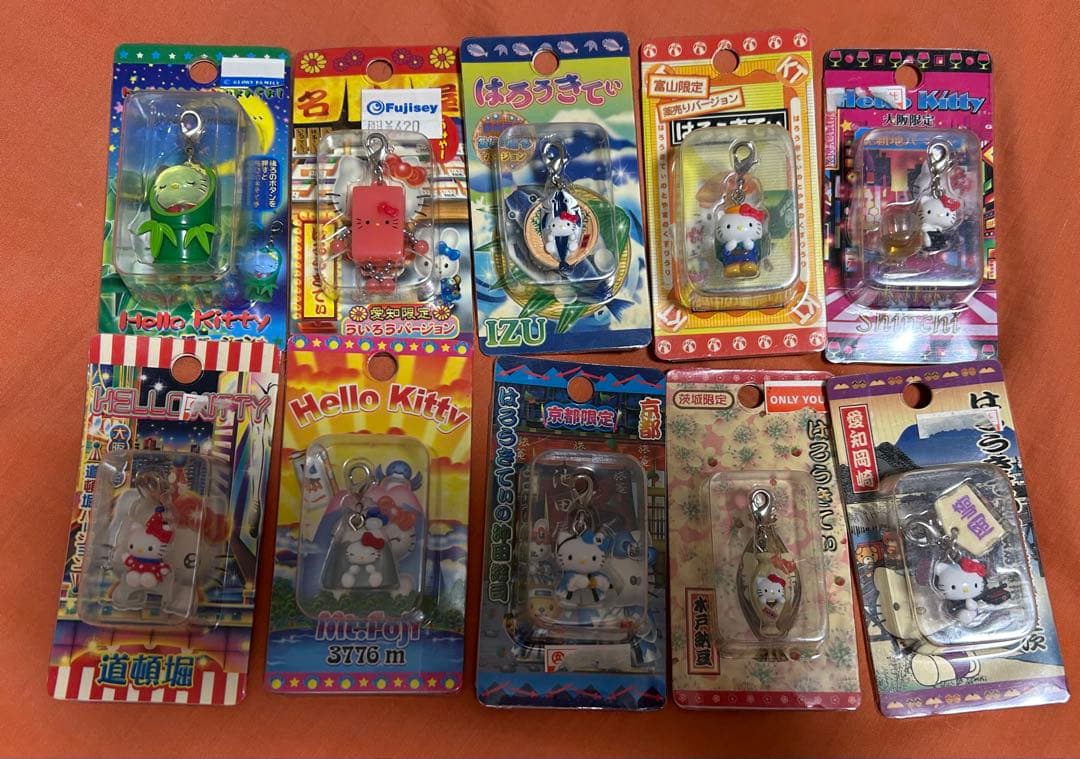 ご当地キティストラップ156点セット