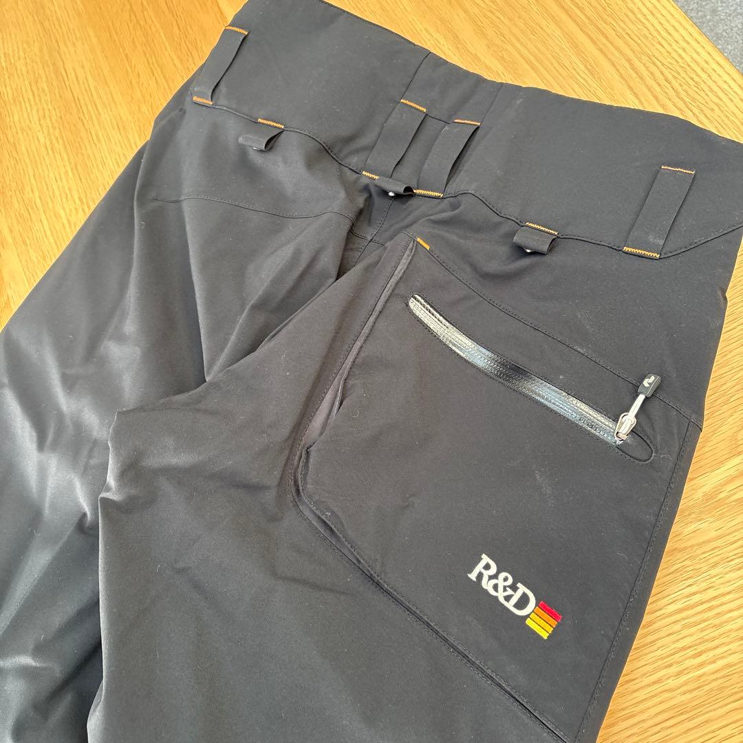 peak performance スキーパンツ　メンズXS