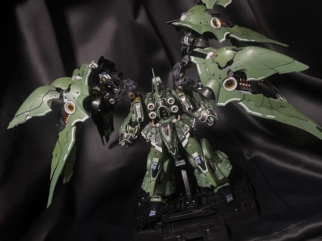 アクシズ社　オシリスエリアル　ドミネーター　MGクシャトリヤ　完成品　中華　海外