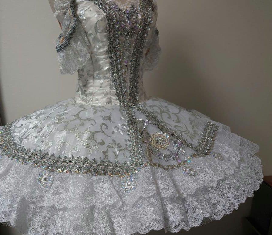 バレエ衣裳コスチューム白×シルバーエトワール/シンデレラ/グランパクラシック美品