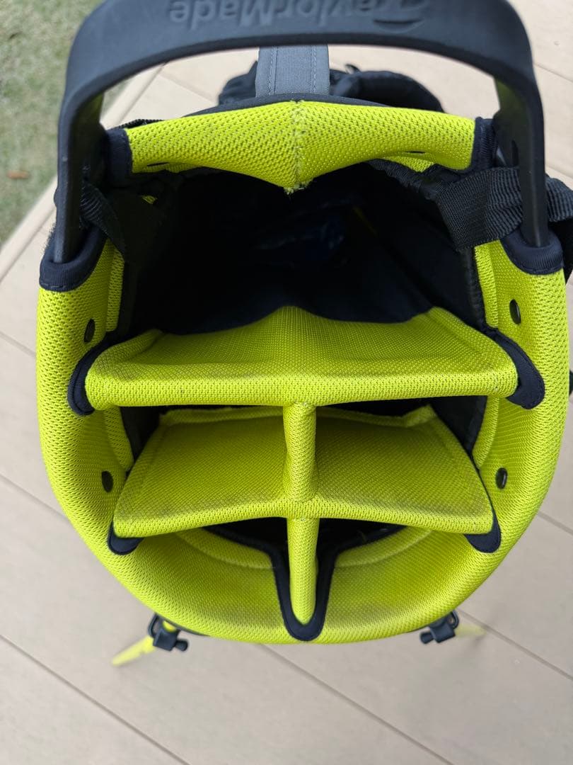 TaylorMade FlexTech ゴルフバッグ 自立式