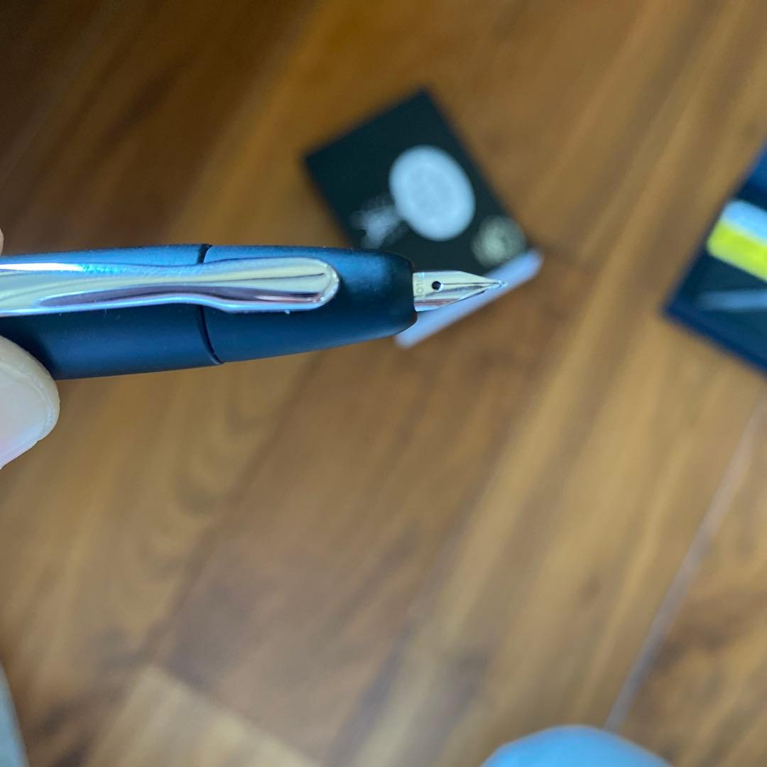 ほぼ日のキャップレス万年筆（細字）