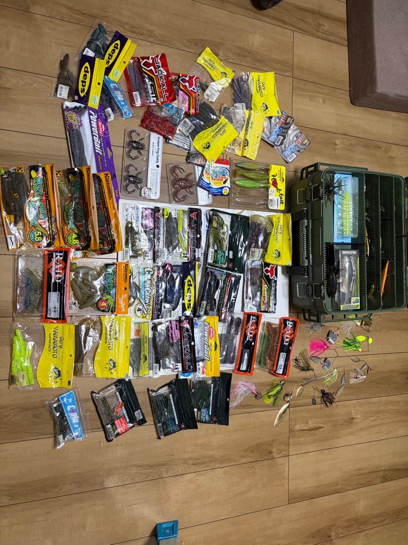 定価五万超えバス釣りセットと　収納ボックス