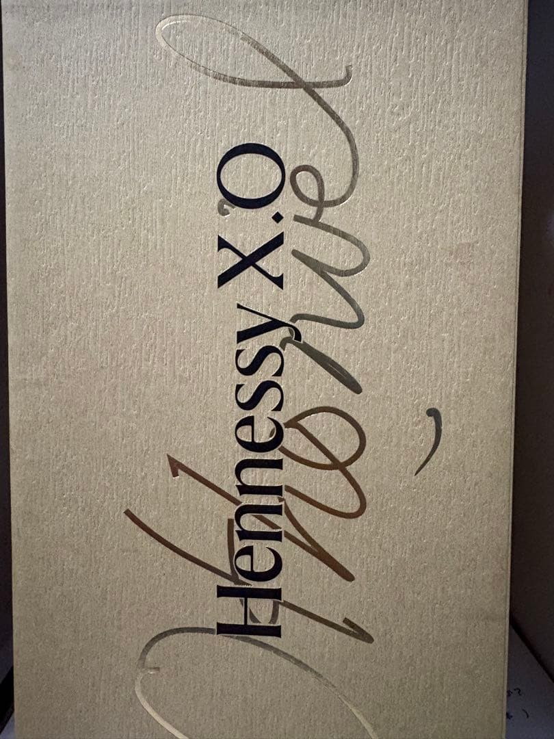 ヘネシーXO 限定品　Jean-Michel Othonvel