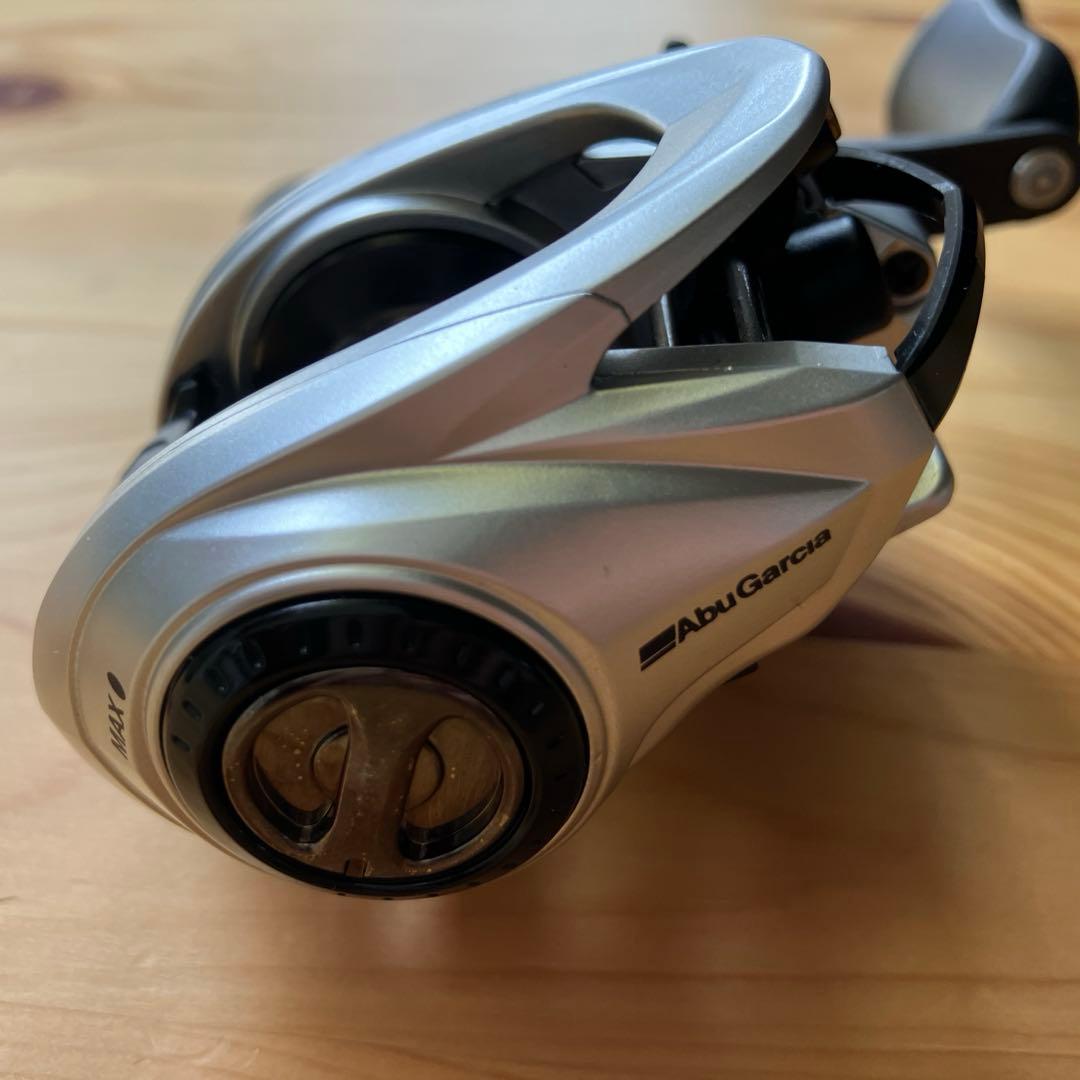 アブガルシア ZENON MG7-L(左ハンドル)