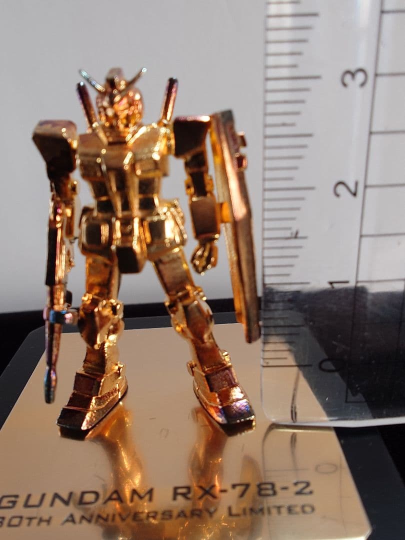 純金メッキ使用　ガンダム　非売品　セブン-イレブンキャンペーン