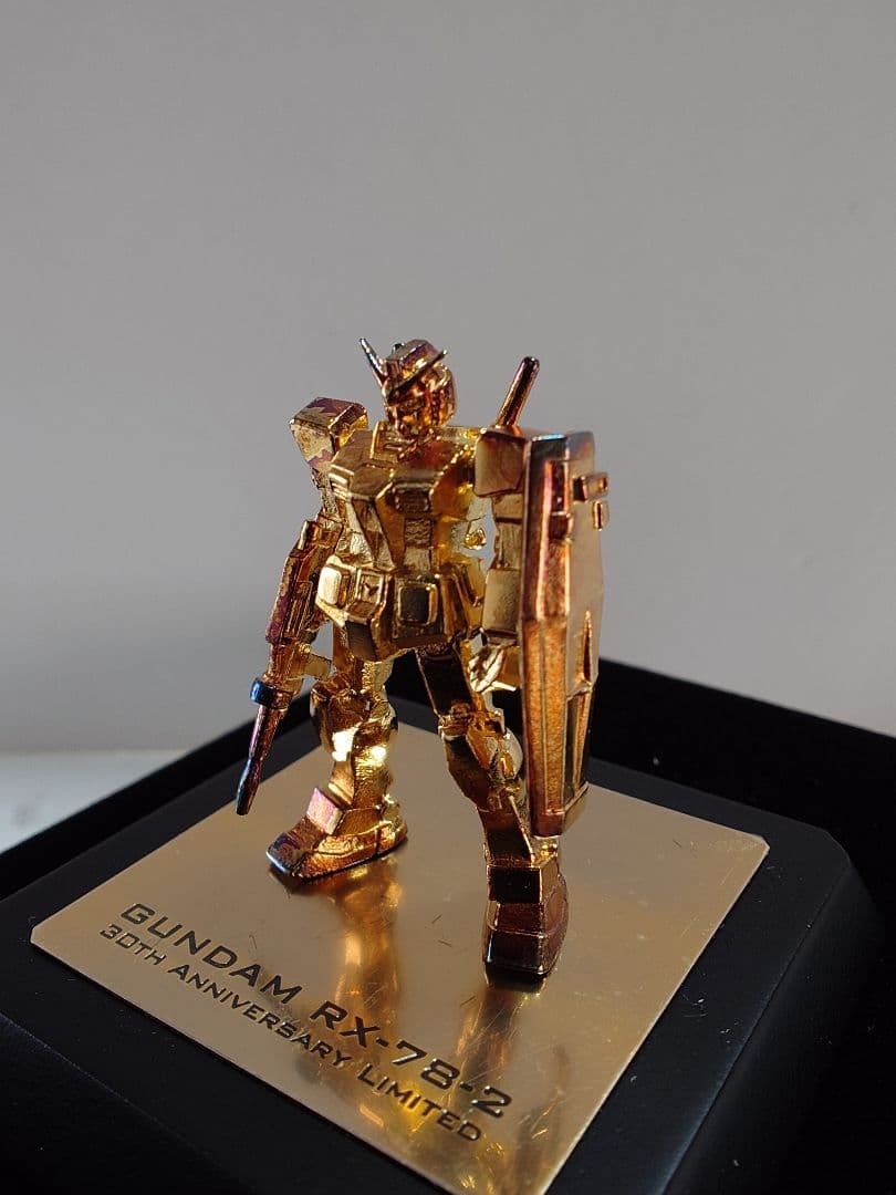 純金メッキ使用　ガンダム　非売品　セブン-イレブンキャンペーン