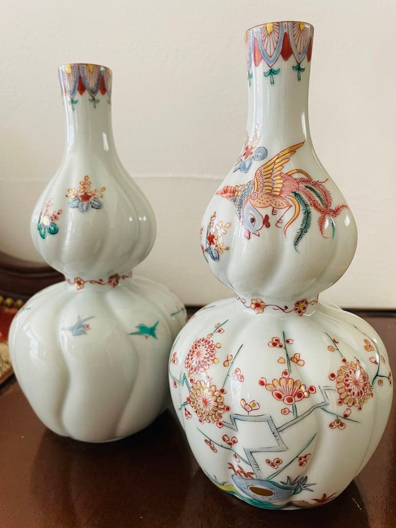 色絵瓢箪形柿右衛門様式　花鳥文徳利