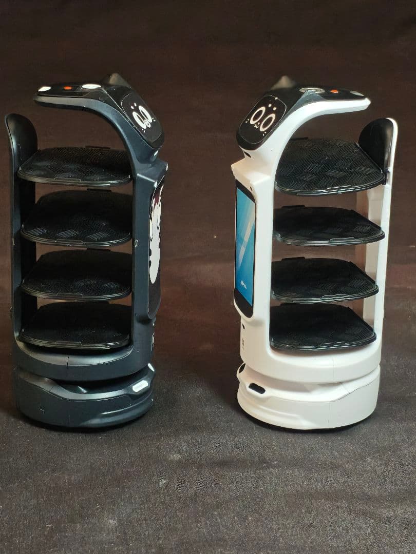 ベラロボット プラモデル ガスト 猫 すかいらーく　配膳ロボット