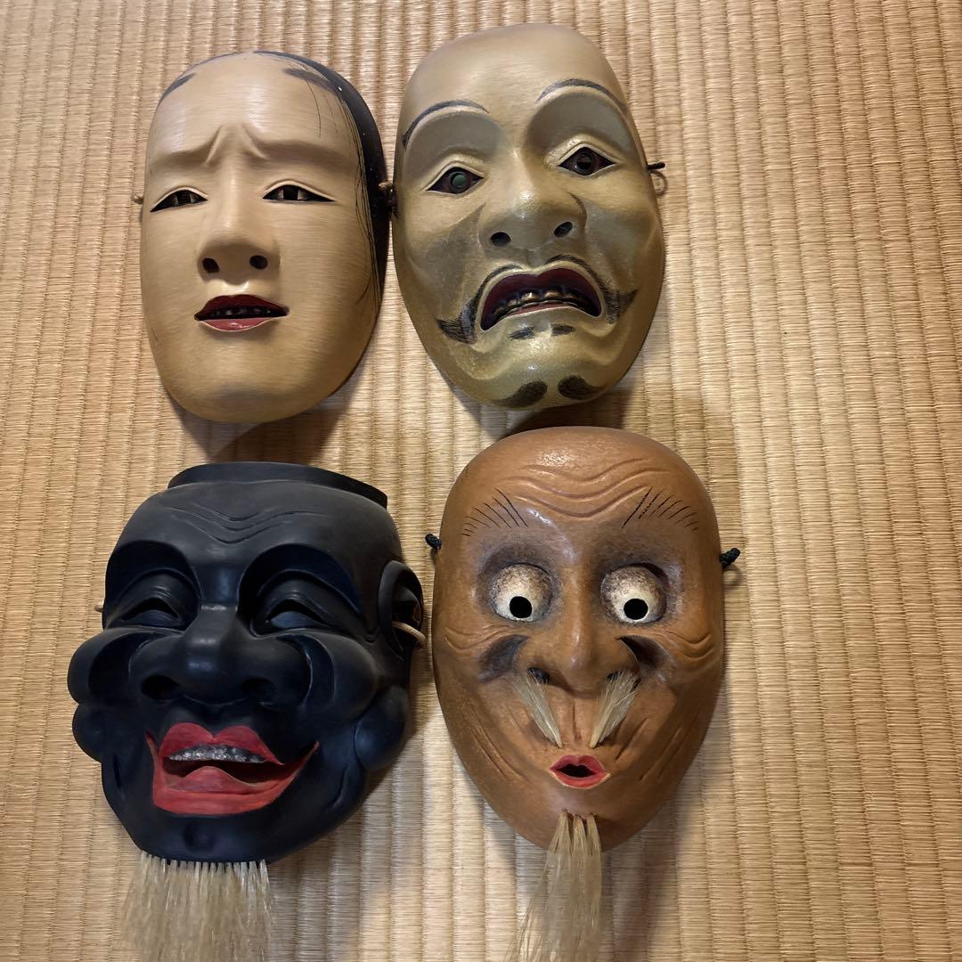 伝統的な能面4枚セット　san