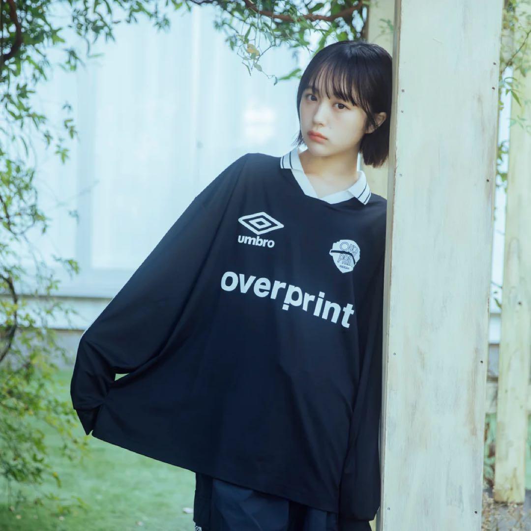 Umbro 黒 長袖 トレーナー overprint