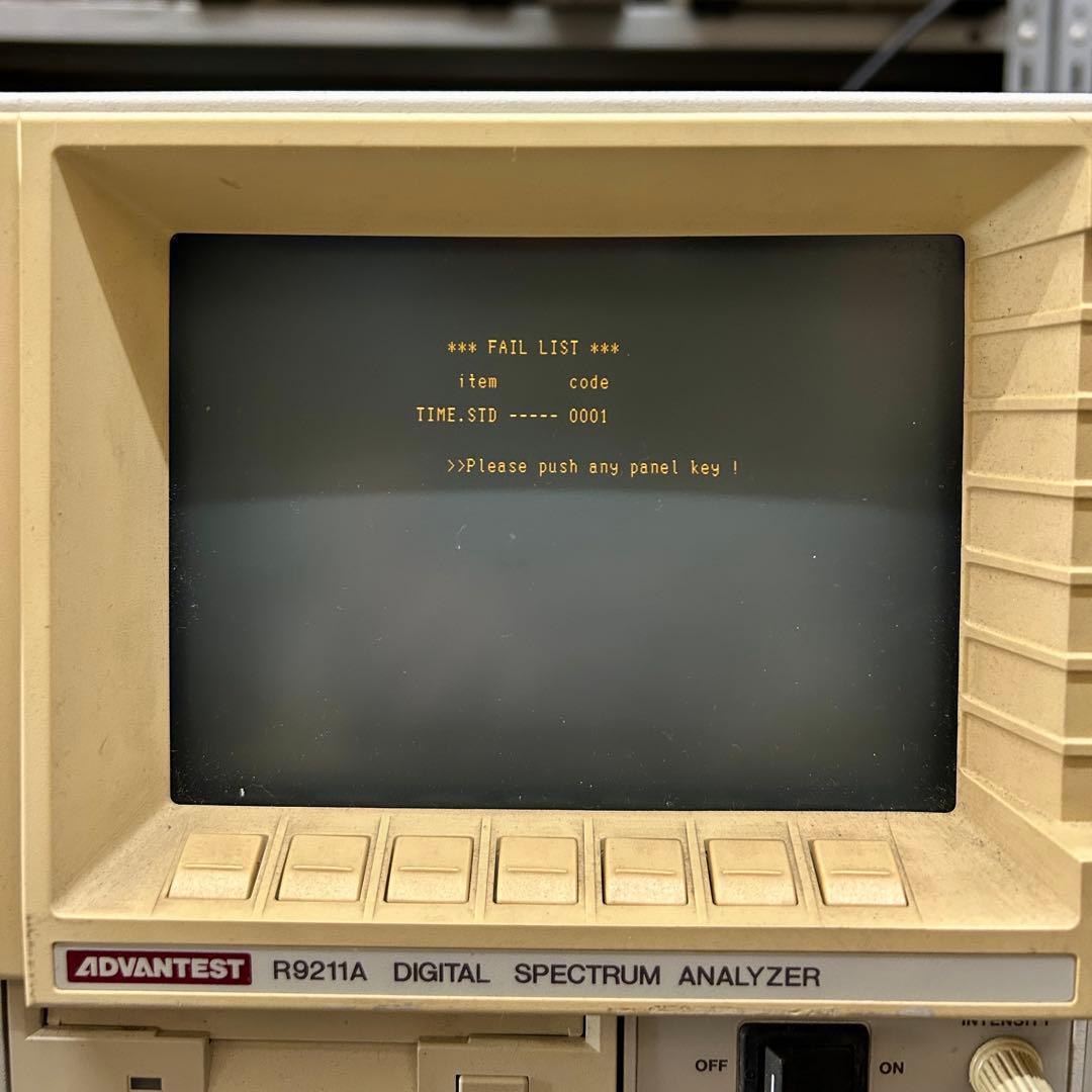 え*し様 ADVANTEST　デジタル スペクトラム アナライザ R9211A
