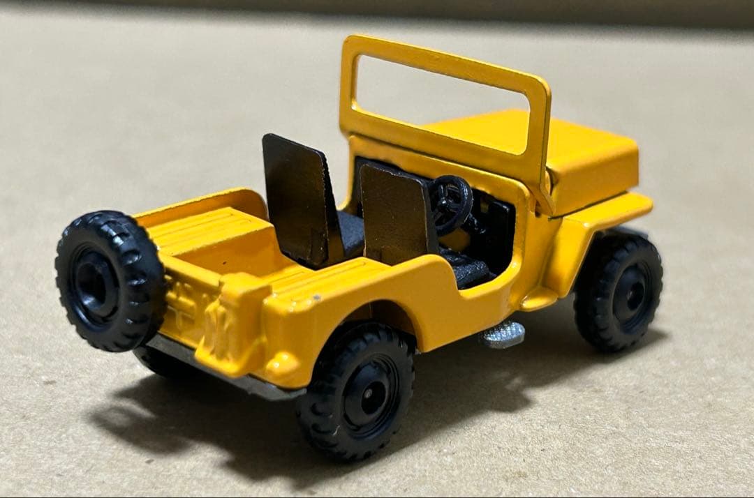 日本製 トミカ 三菱ジープ