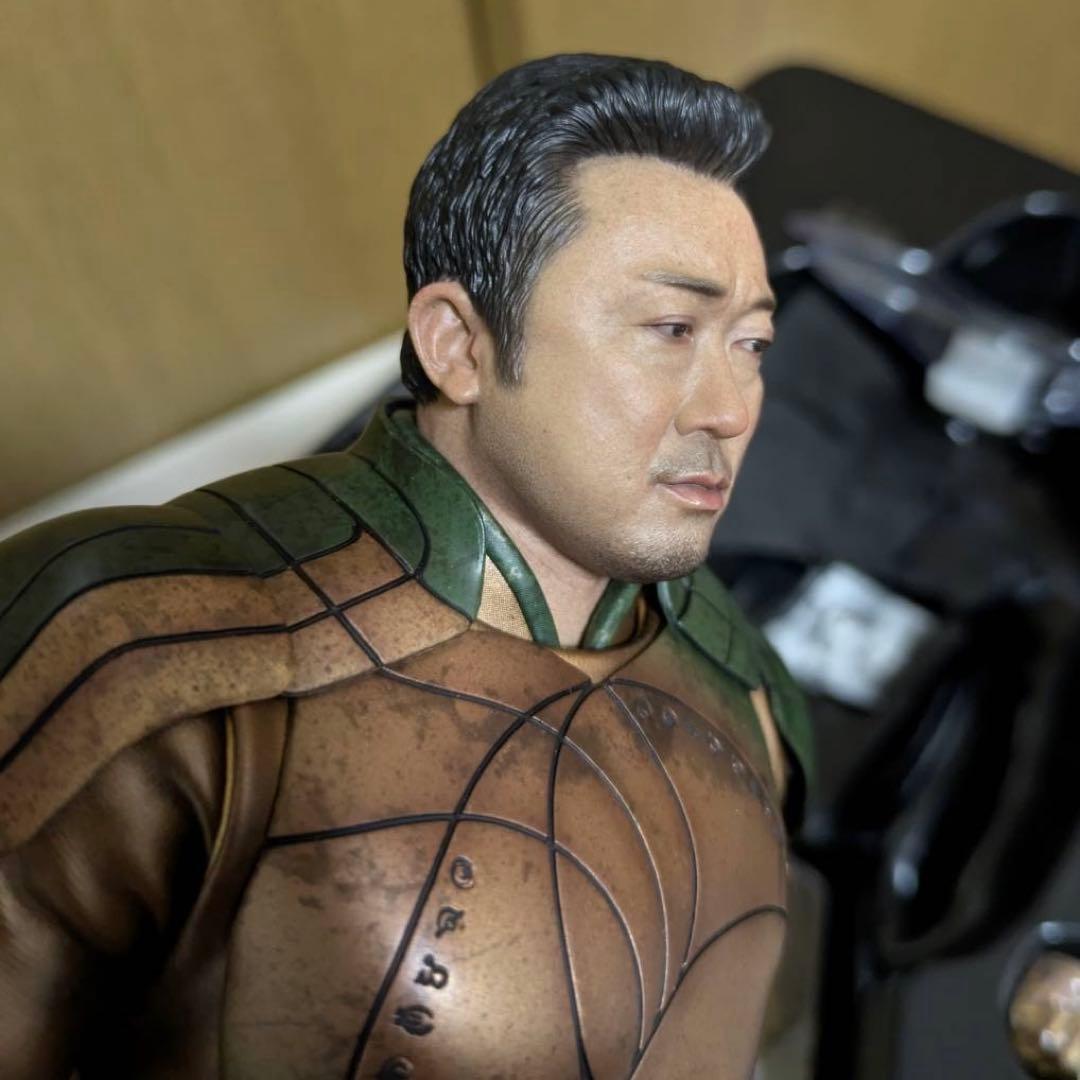 ホットトイズ エターナルズ 1/6スケールフィギュア ギルガメッシュ①