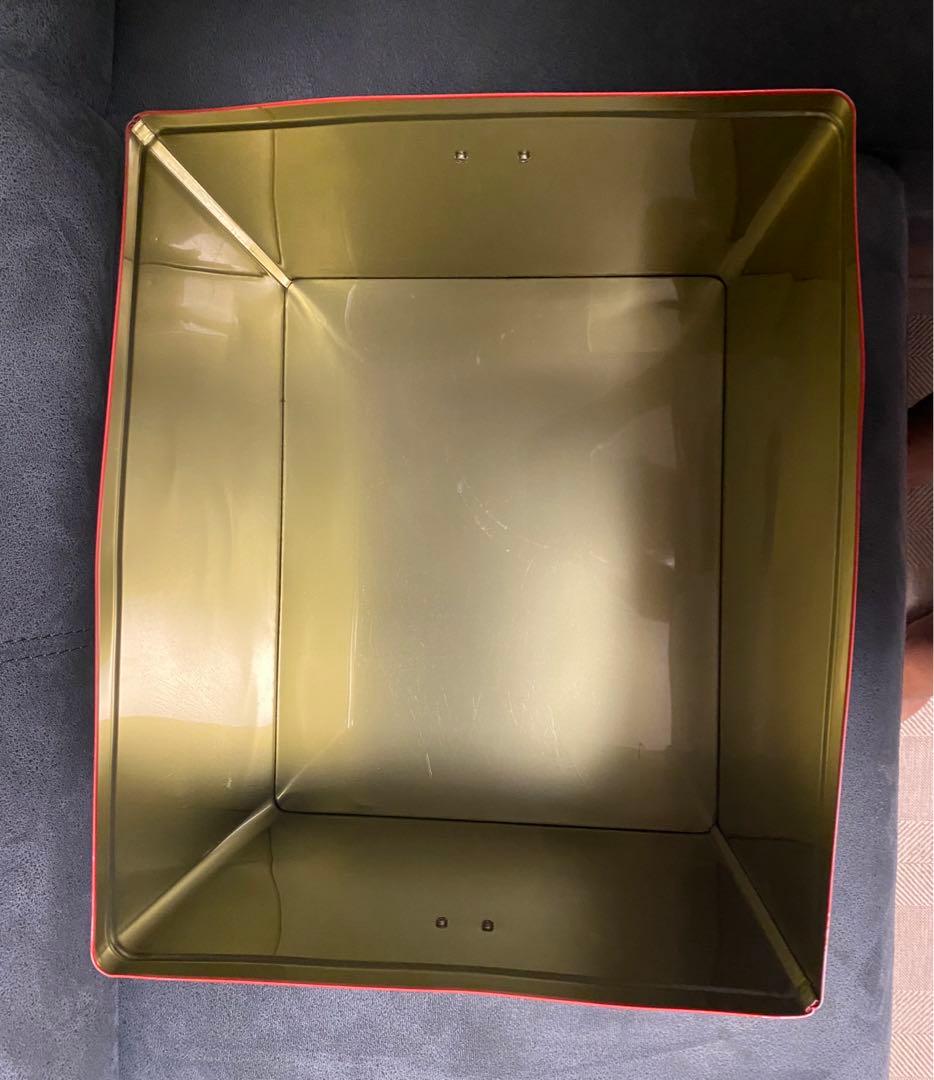 ペコちゃんブリキ缶　美品