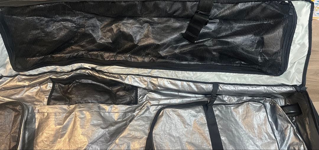 【メロン熊さん専用】Burton(バートン) WHEELIE LOCKER