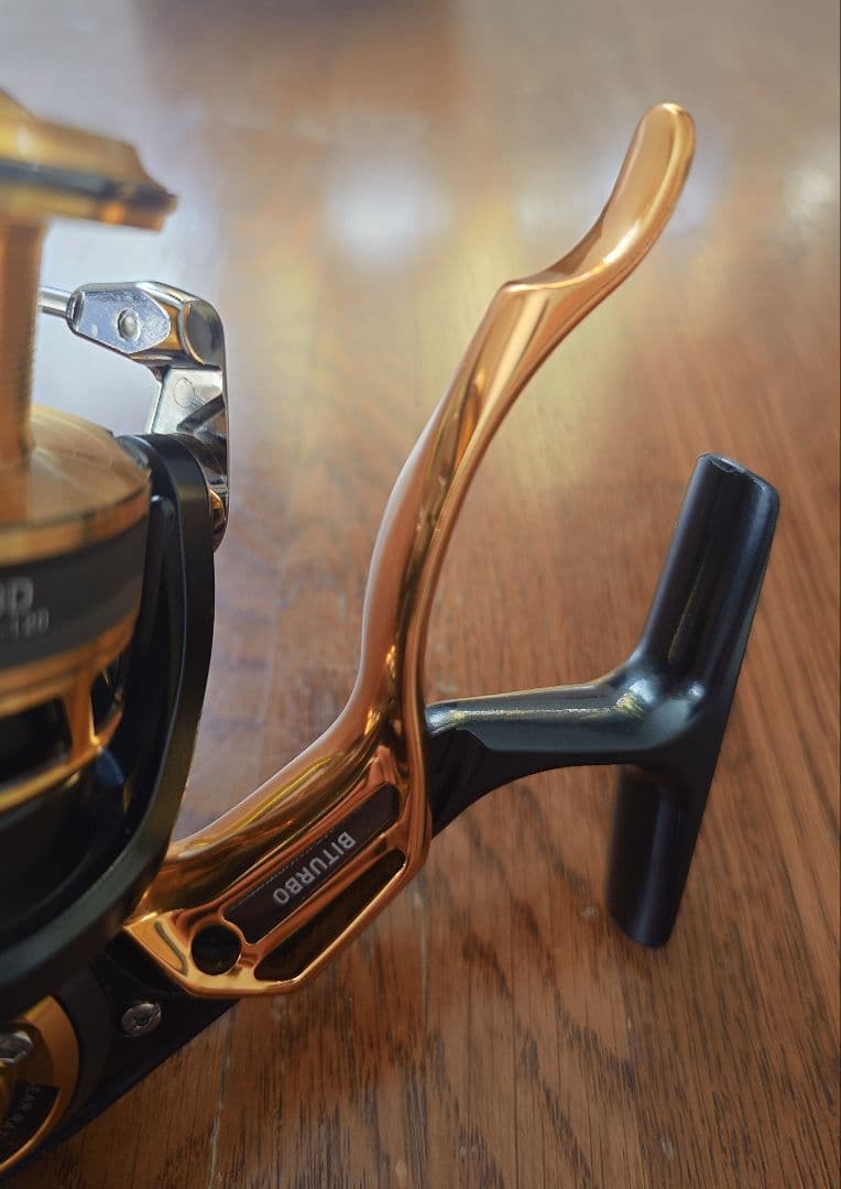 美品！ダイワ トーナメント ISO 3000 SH-LBD