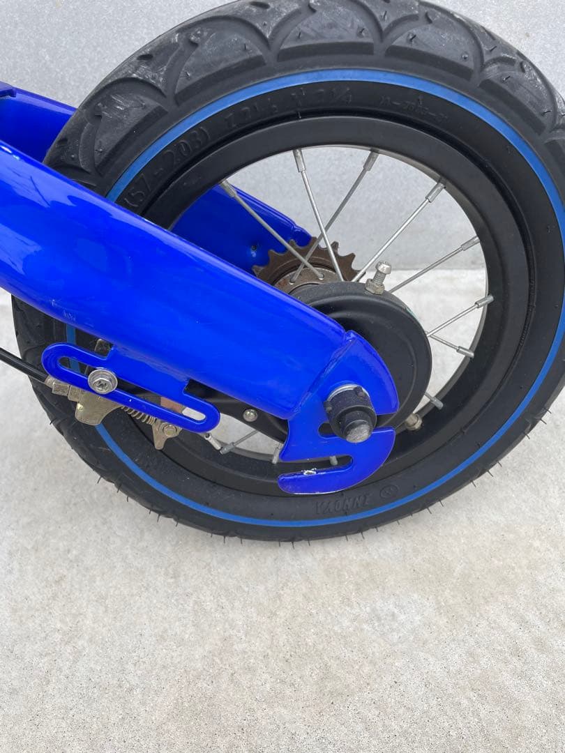 へんしんバイク　Henshinバイク　空気入れ付き 青色