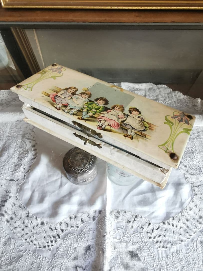 アンティークフランス インクペンケース 水色布張り少女イラスト パピエボックス