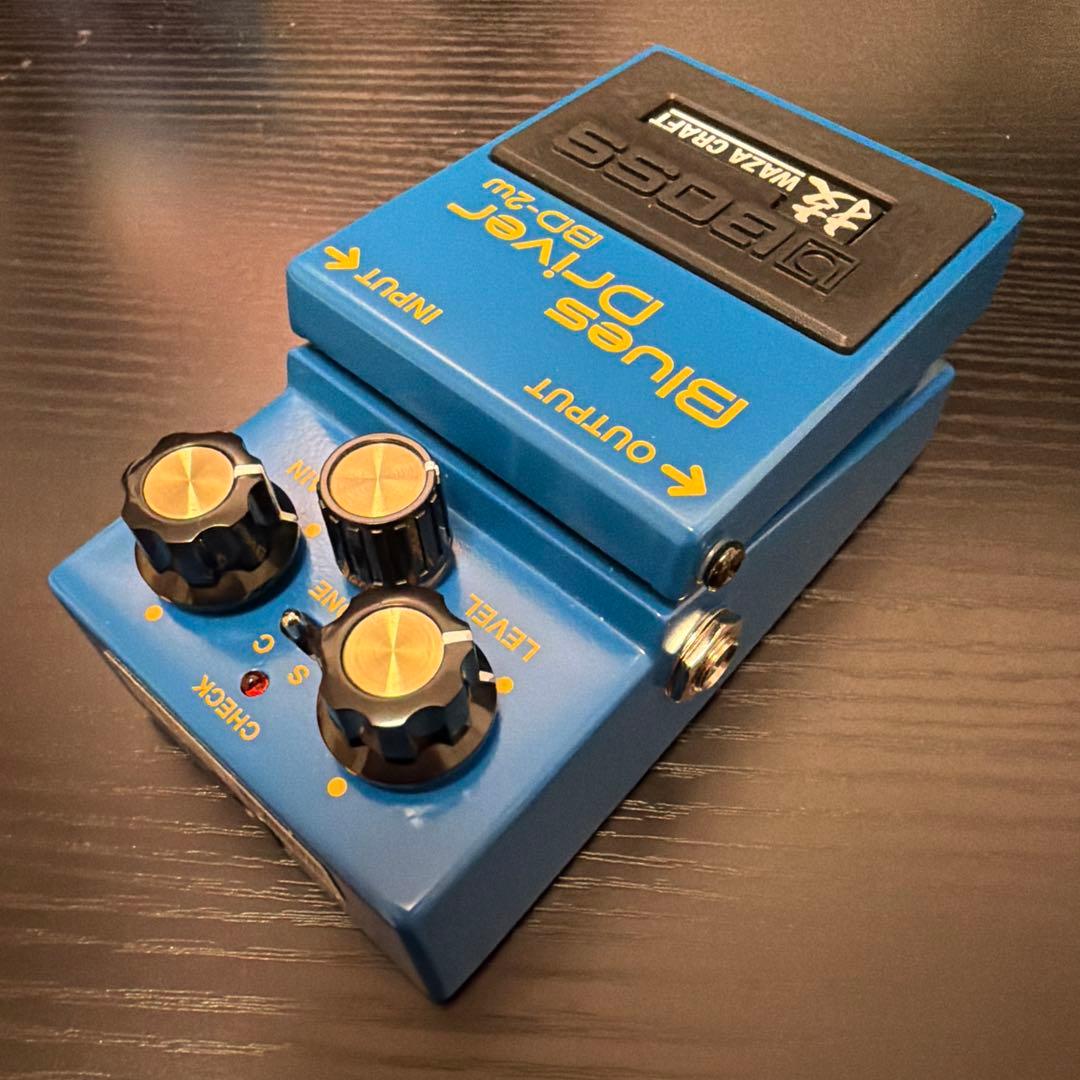 BOSS BD-2W Blues D 技