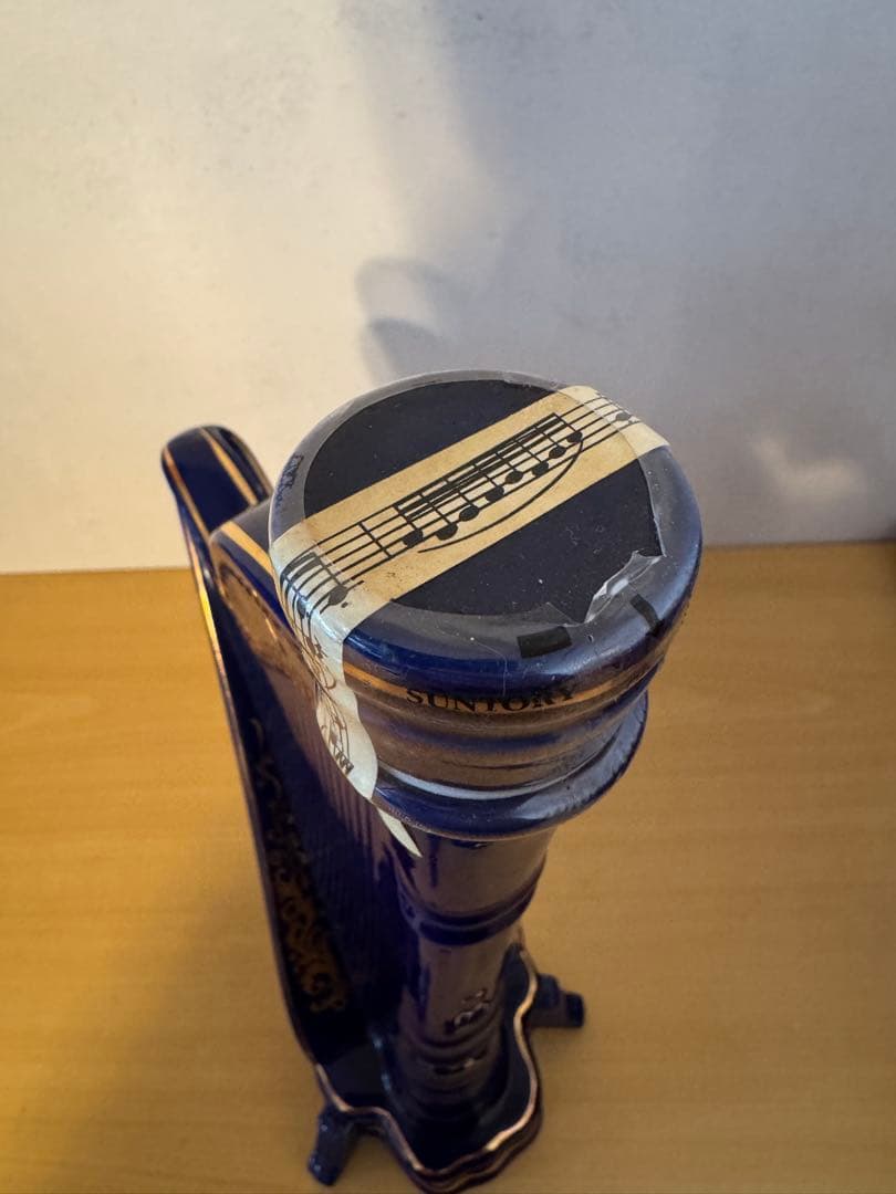 サントリー SUNTORY エイジング 15年 ハープ型ボトル 陶器 500ml