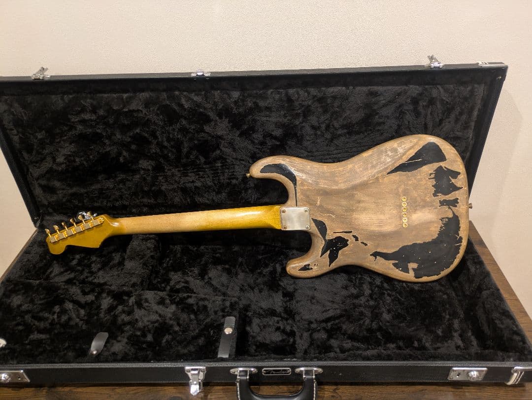 Black one 風コンポーネントギター　ジャンク