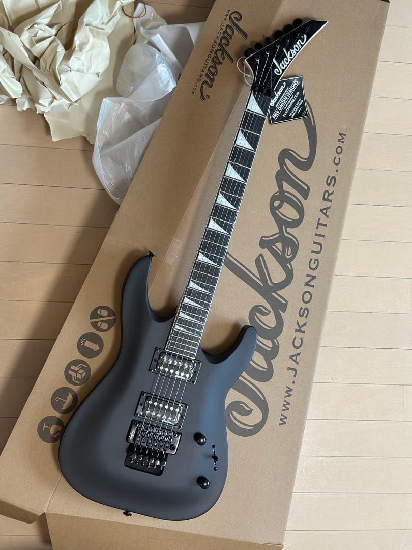 11月17日までの販売 Jackson ARCH TOP JS32 DKA,SB