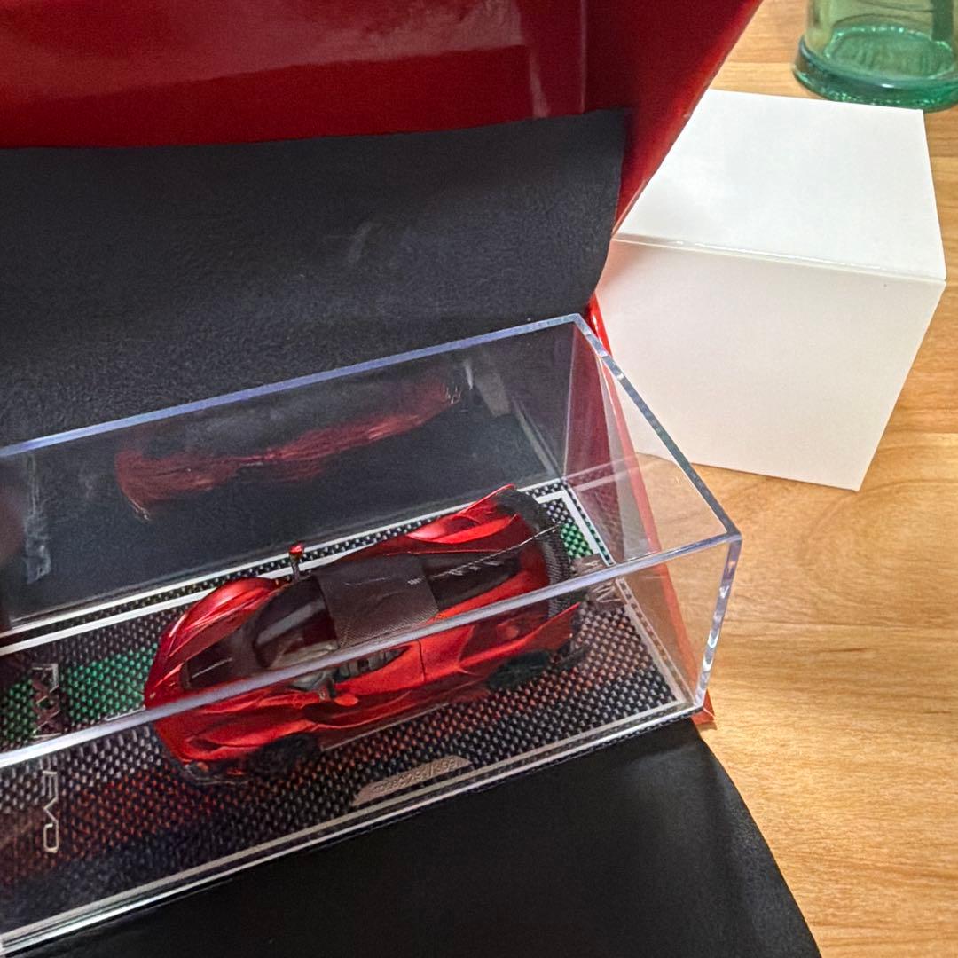 Ferrari LaFerrari ミニカー 1/64 赤