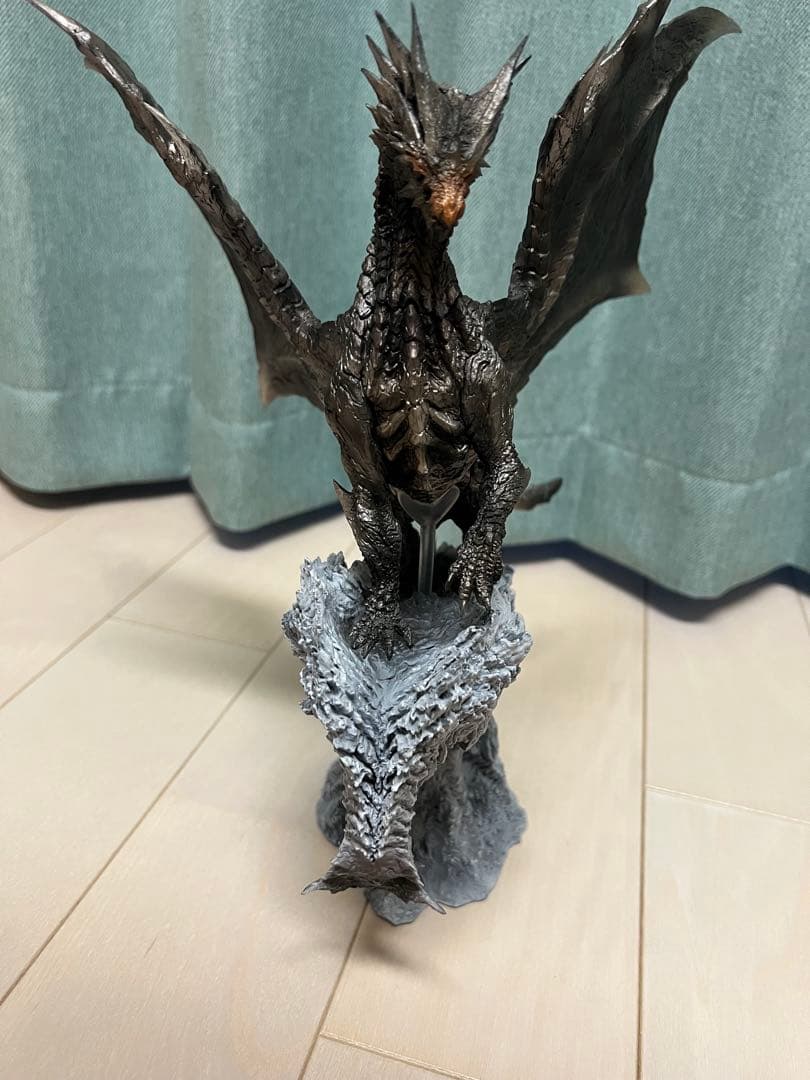 初期版　鋼龍クシャルダオラ　フィギュア　モンスターハンター クリエイターズモデル